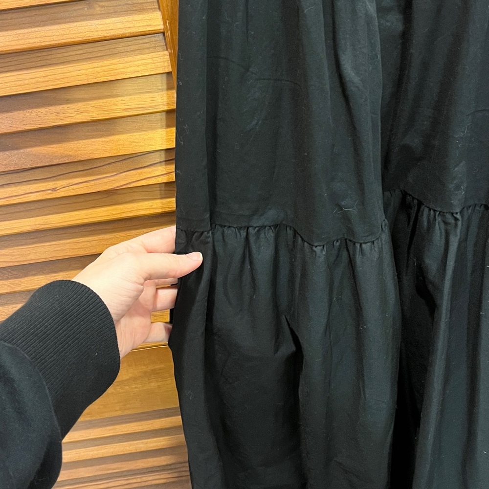 BUCKETLIST Black Strappy Tiered Maxi Dress - Picture 6 of 7